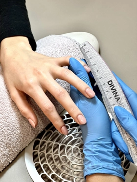 descrizione manicure classica